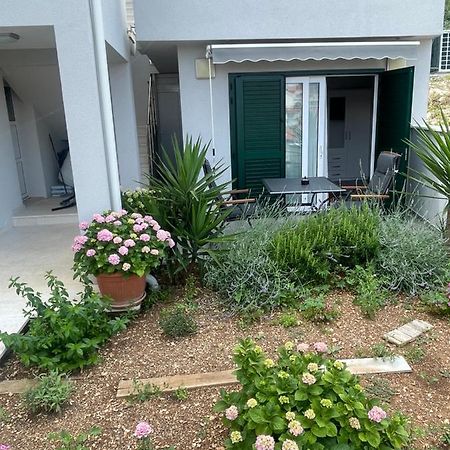 Villa Milena Sweet Apartment-With A Pool Trogir Exterior foto