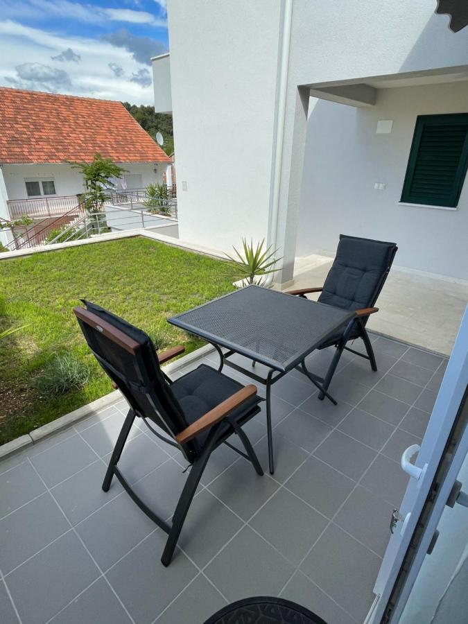 Villa Milena Sweet Apartment-With A Pool Trogir Exterior foto