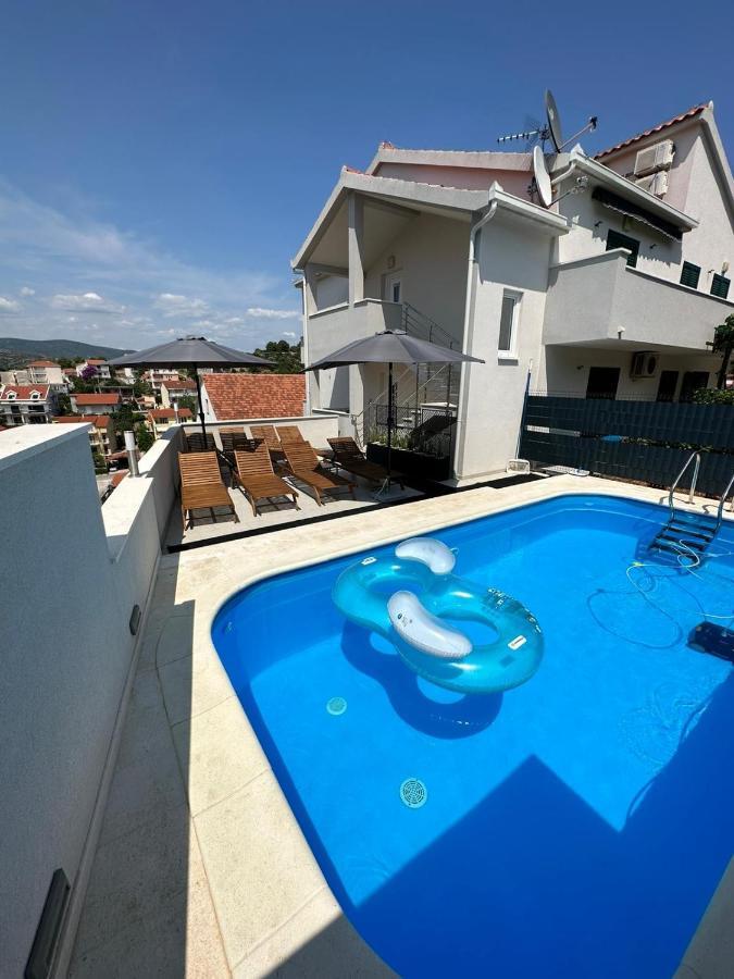 Villa Milena Sweet Apartment-With A Pool Trogir Exterior foto