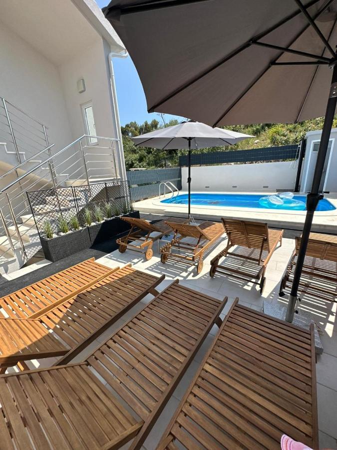 Villa Milena Sweet Apartment-With A Pool Trogir Exterior foto
